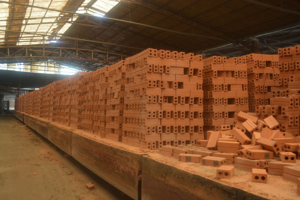 Gạch thẻ đặc Tuynel — 3